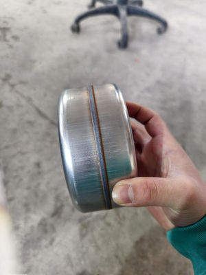 軍用ケトル水瓶用の2000Wケトル自動ファイバーレーザー溶接機