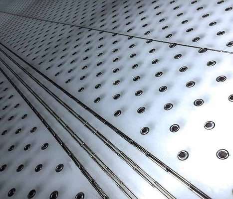 カントンフェアプロモーション 6軸 ロボットアーム 1000W-6000W クッションプレート 自動ファイバー金属レーザー溶接機